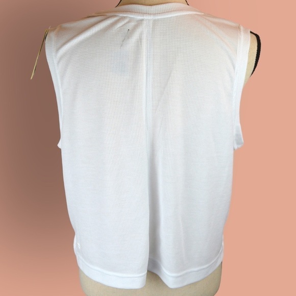 2 Workout Boxy Fit Crew Neck Crop Tanks, Size Large (1 NWT) - Picture 7 of 16